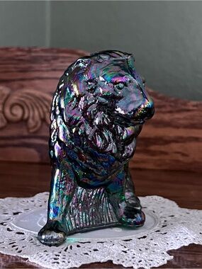 Vintage Mosser Glass Emerald Green Carnival Iridized Lion Figurine Paperweight